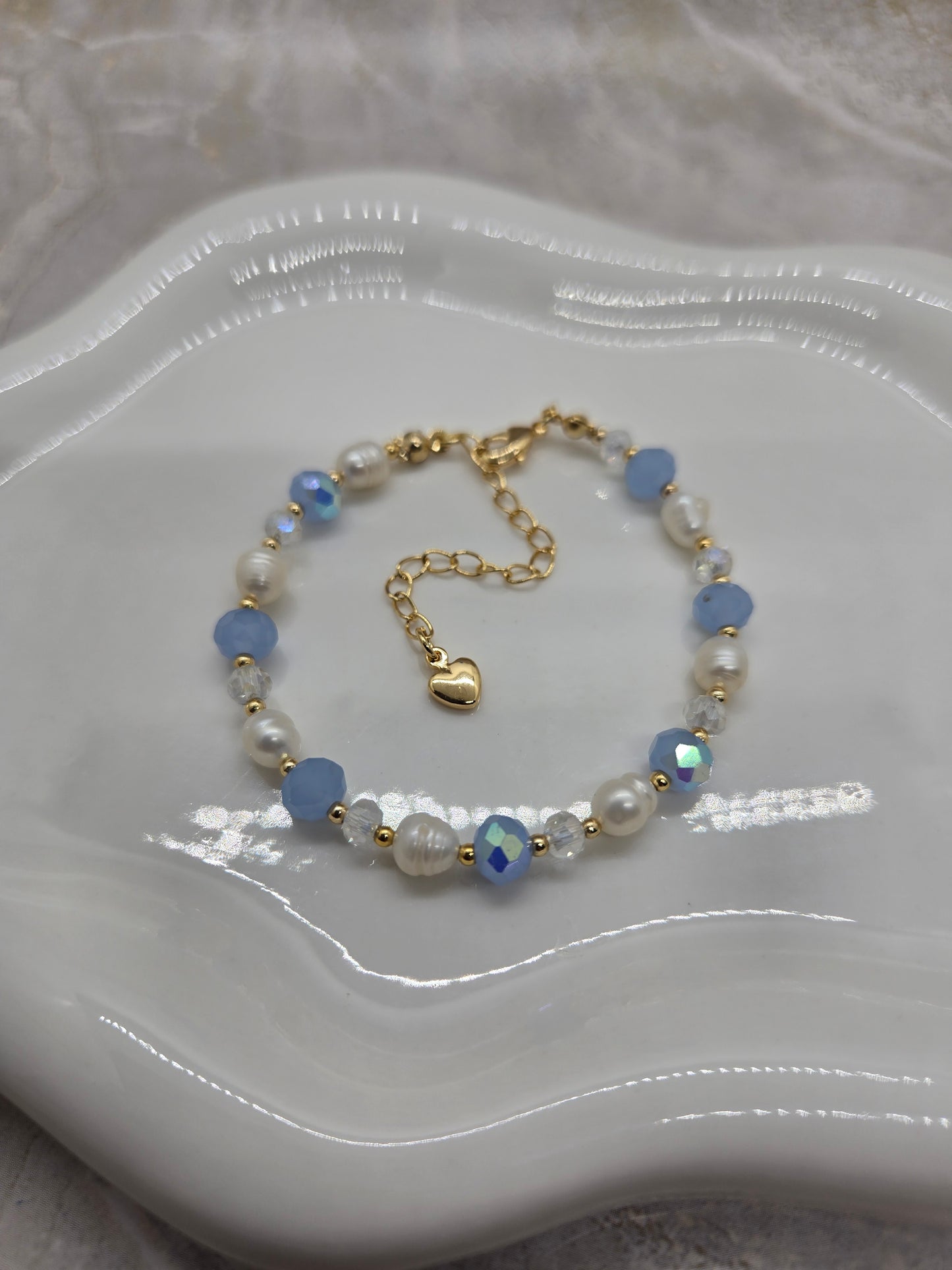 Blue, water pearls and gold plated beads Bracelet
