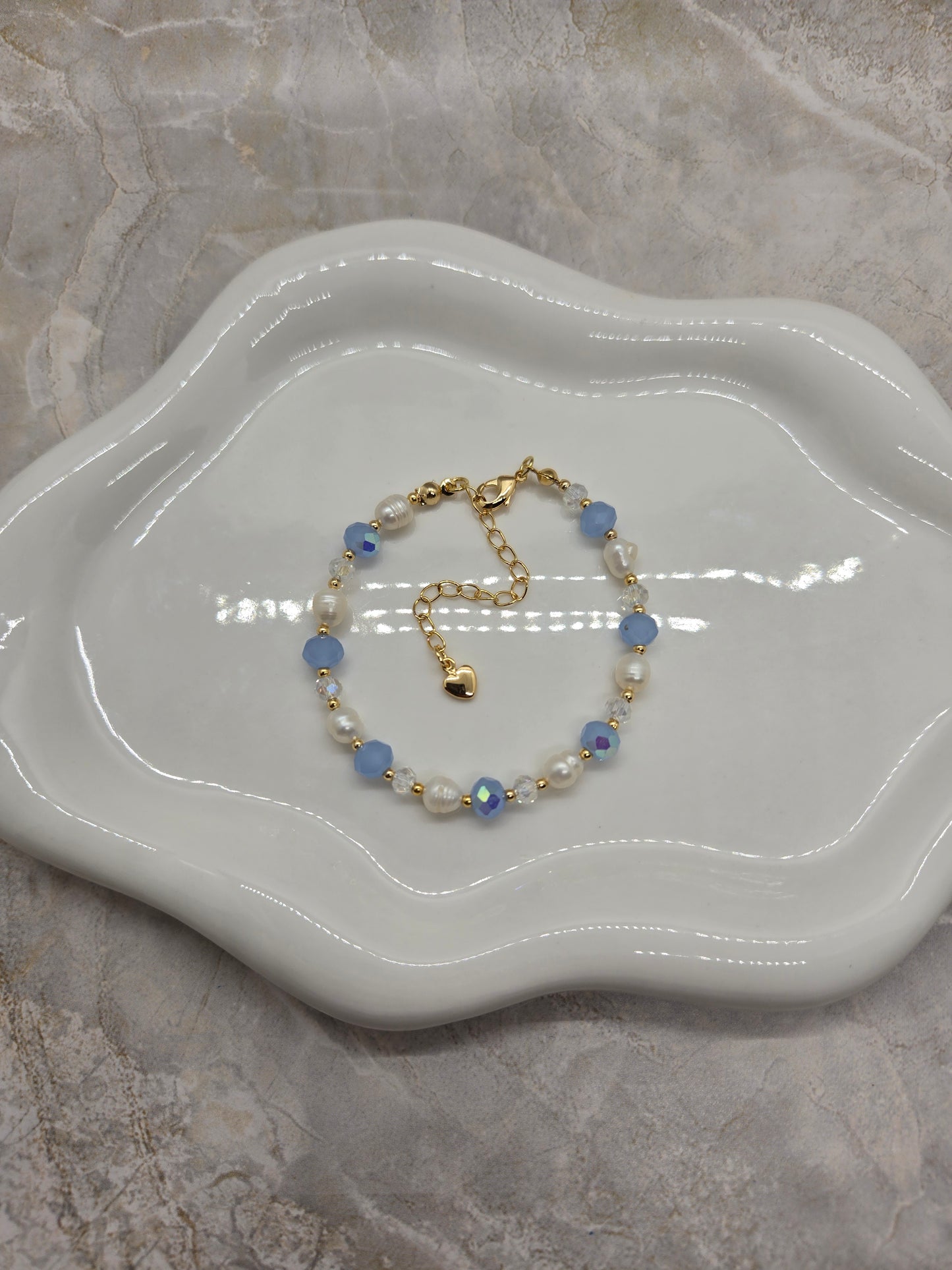 Blue, water pearls and gold plated beads Bracelet