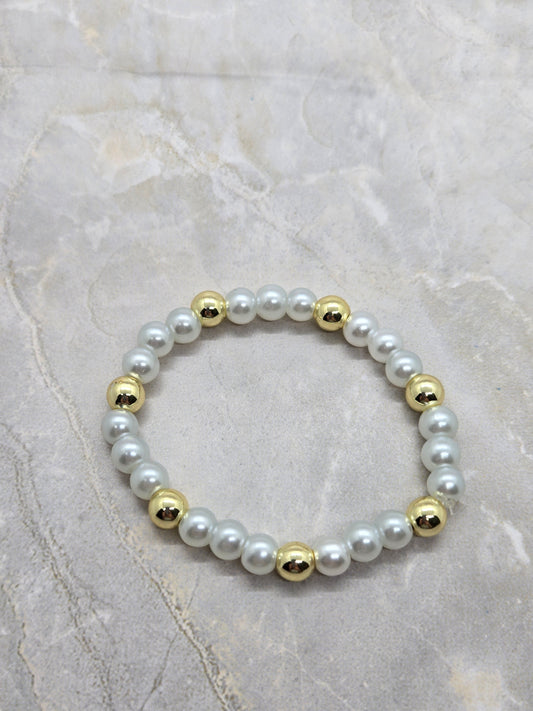 White and Gold Plated Bracelet 6mm 6 inch