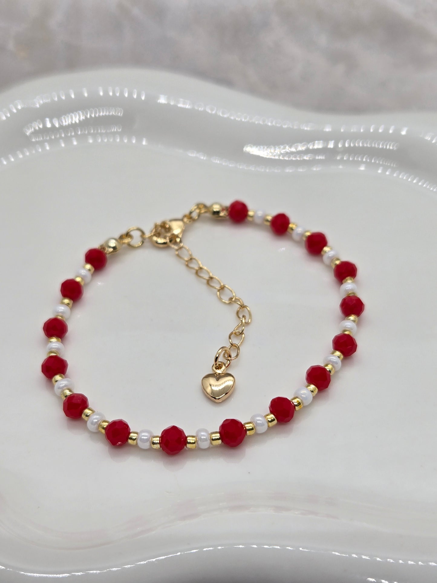 Red, white  and gold plated beads bracelet